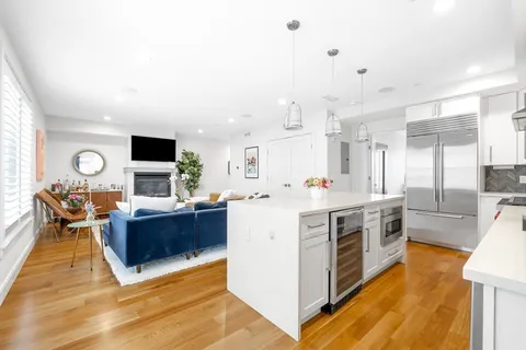 $1,100,000 | 891 East 1st Street, Unit 4, Boston, MA 02127