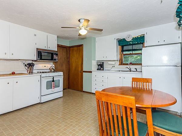 61 Spring Street Stoneham, MA 02180 - Photo 8 of 21