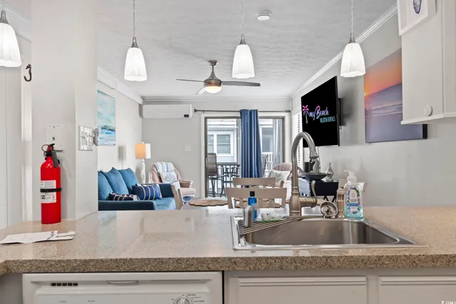 $1,400 | 2405 South Ocean Boulevard, Unit 306, North Myrtle Beach, SC 29582