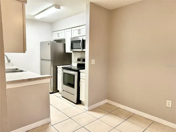 $1,400 | 5801 Windhover Drive, Unit A01, Orlando, FL 32819