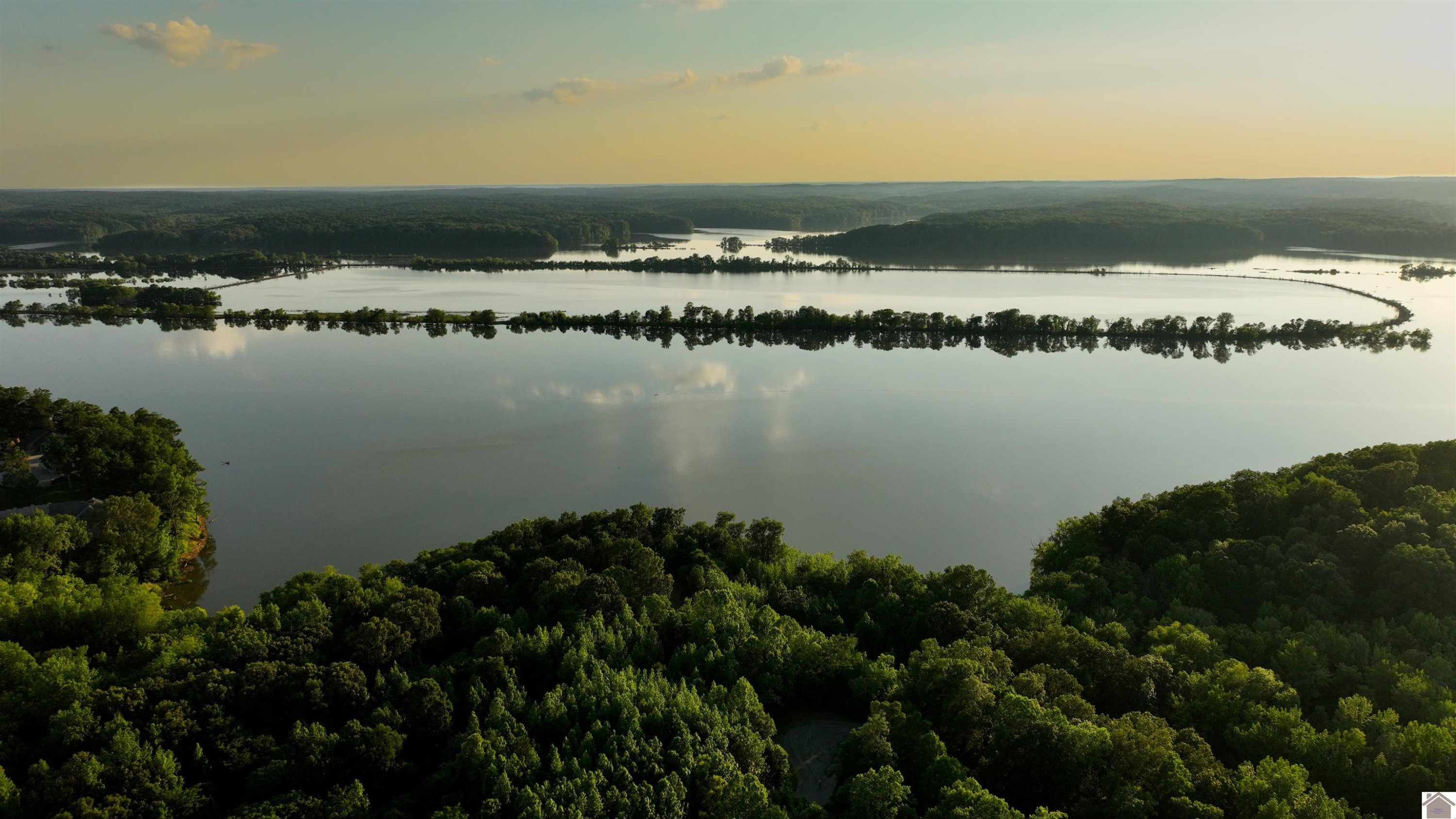 0 Thrush Road Cadiz, KY 42211 - Photo 4 of 8 early evening lake view from property