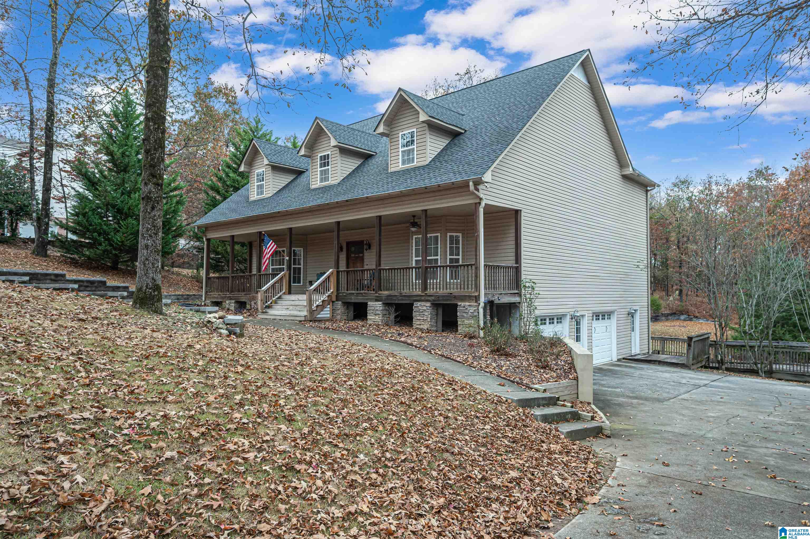 105 Silverleaf Lane Alabaster, AL 35007 - Photo 1 of 55