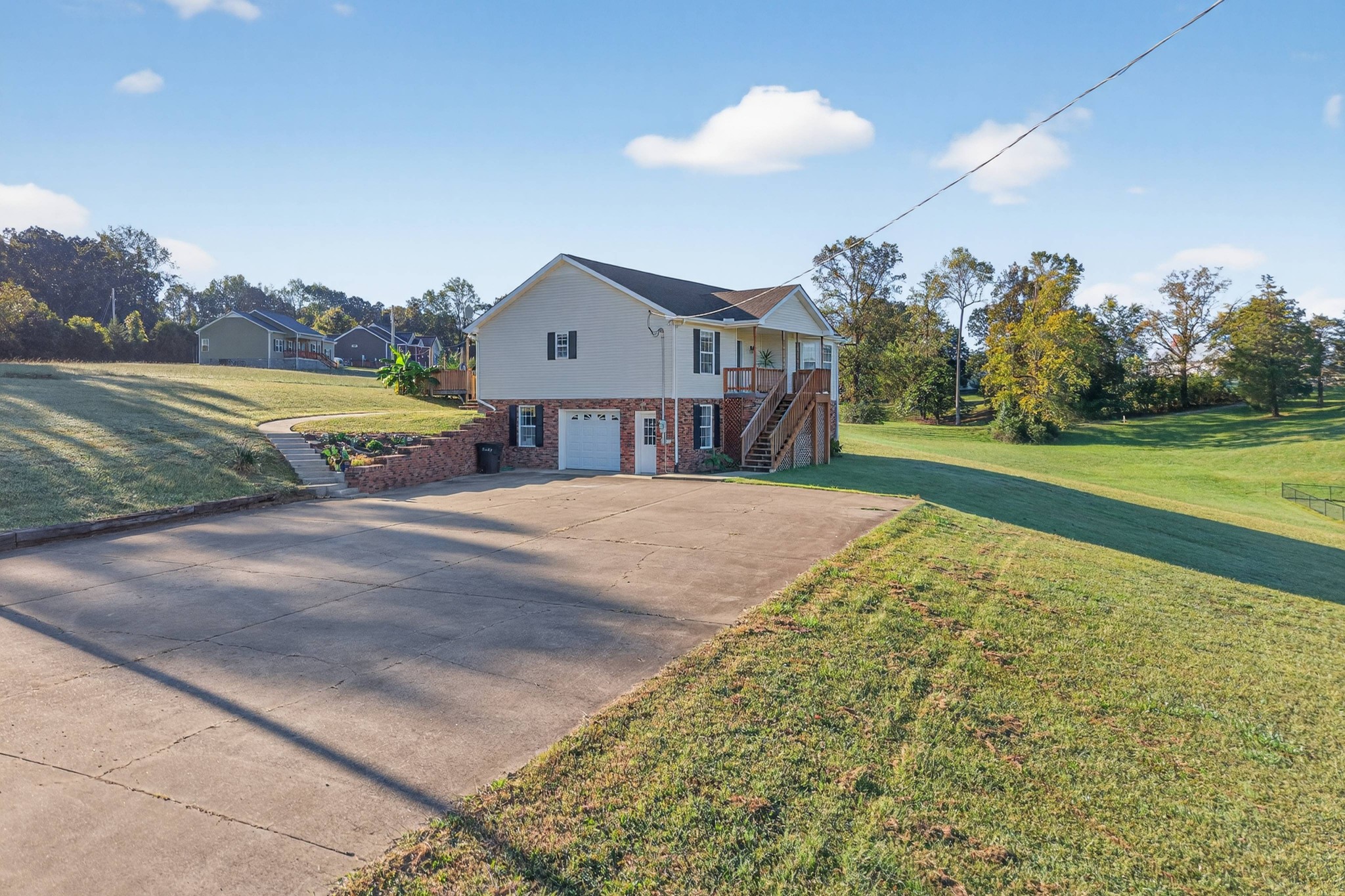 195 Long Road Charlotte, TN 37036 - Photo 4 of 41 Gallery Image 4