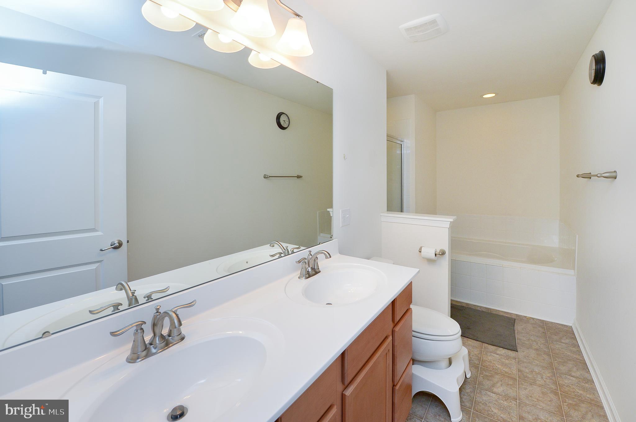 41 Franklin Circle Somerdale, NJ 08083 - Photo 24 of 34 Main bathroom double sinks