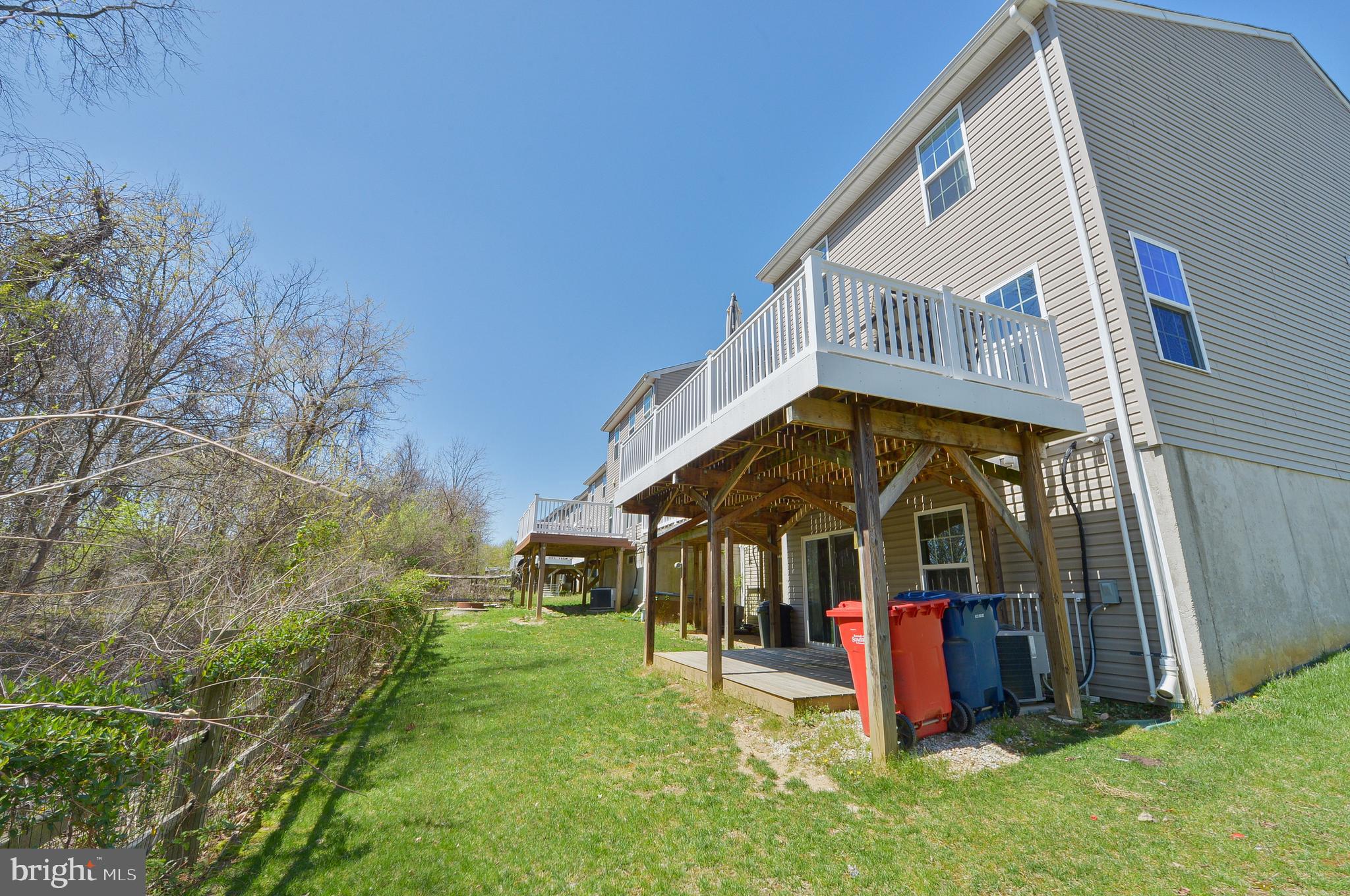 41 Franklin Circle Somerdale, NJ 08083 - Photo 6 of 34 Backs to woods