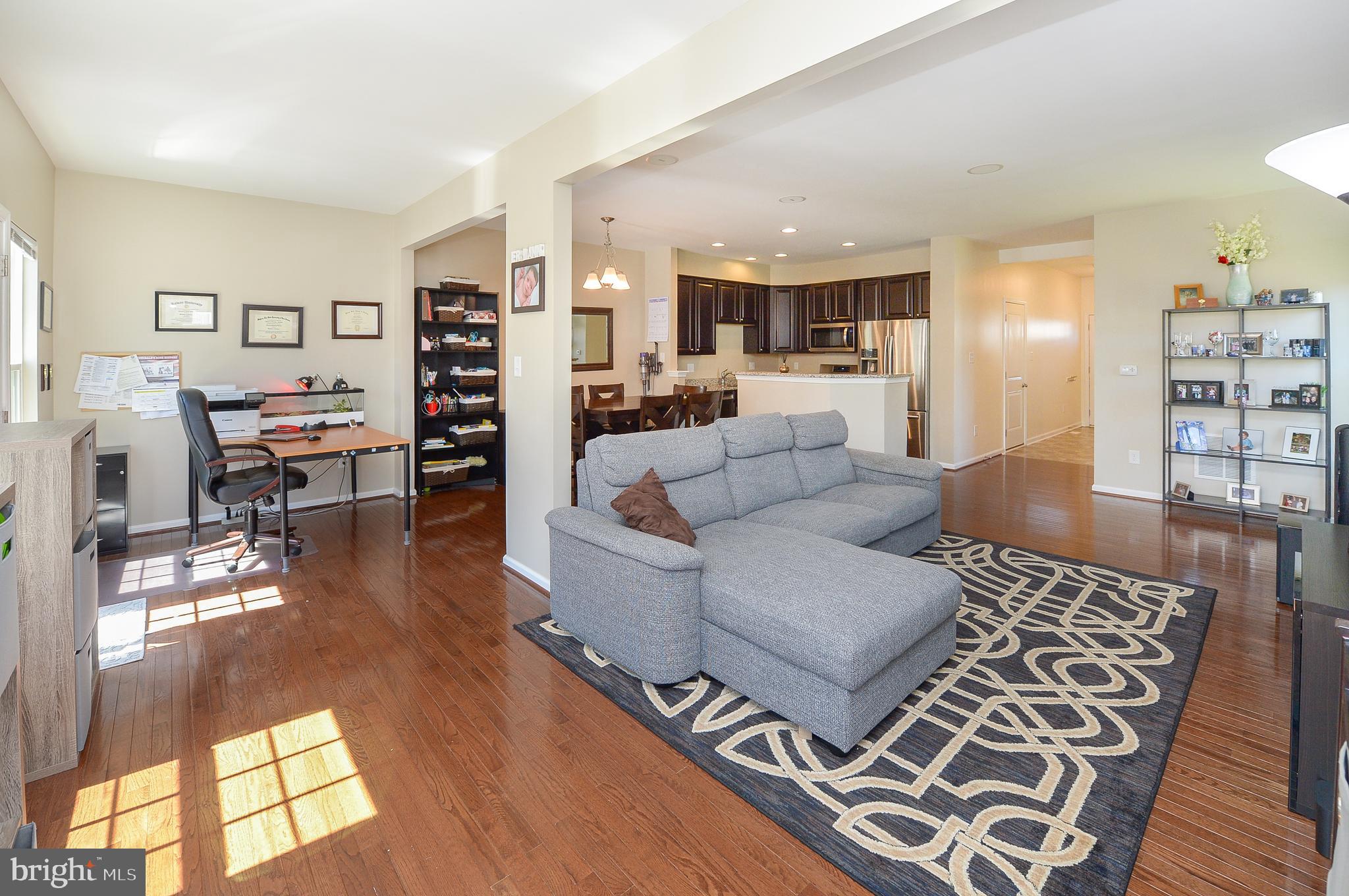 41 Franklin Circle Somerdale, NJ 08083 - Photo 9 of 34 Great sunlight