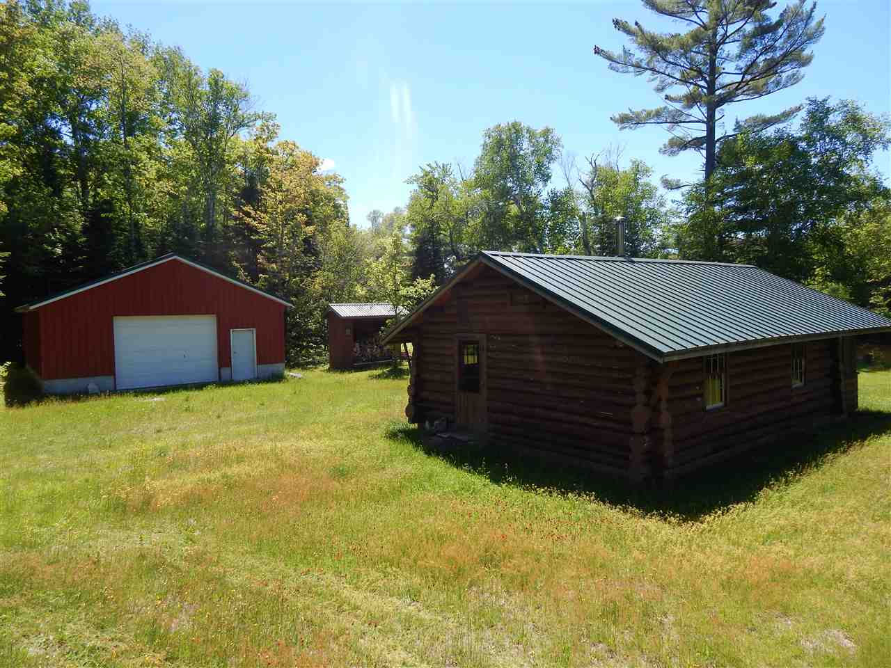 2434 Low Highrolloway Road Manistique, MI 49854 - Photo 10 of 96 1802122-10.JPG