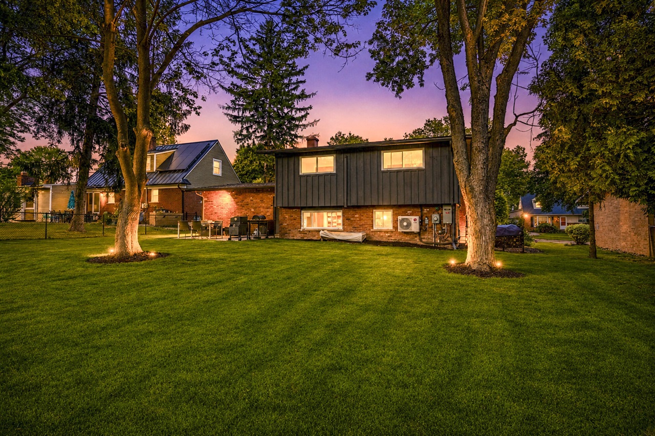2740 Manchester Road Ann Arbor, MI 48104 - Photo 41 of 55
