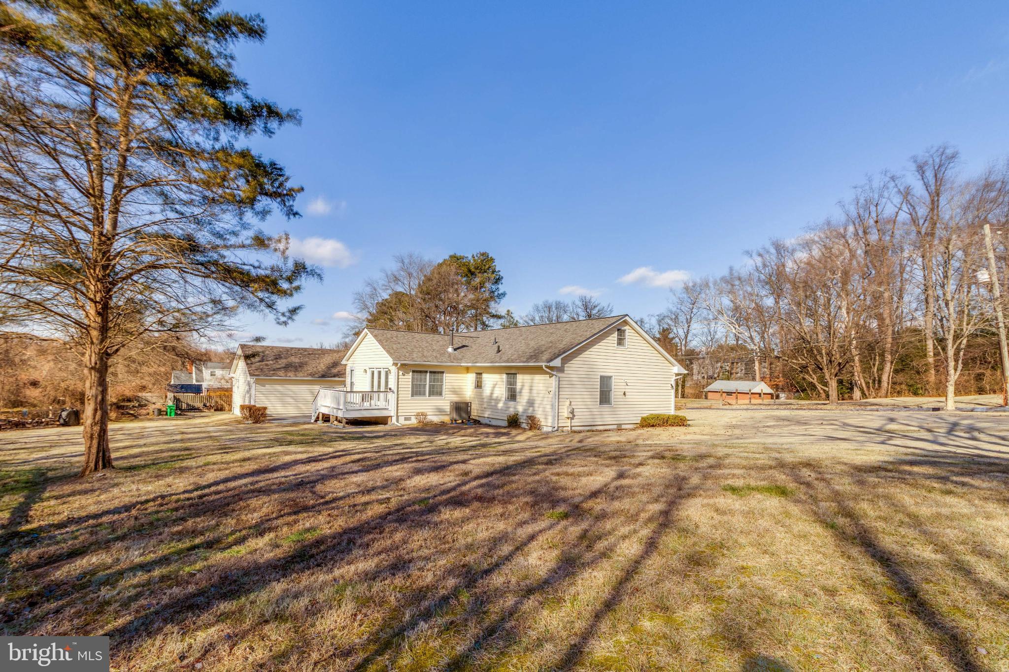 921 Palmer Road Fort Washington, MD 20744 - Photo 23 of 25 Charming home nestled in serene surroundings.