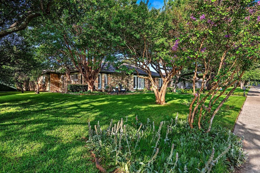 7240 Hunters Ridge Drive Dallas, TX 75248 - Photo 4 of 40