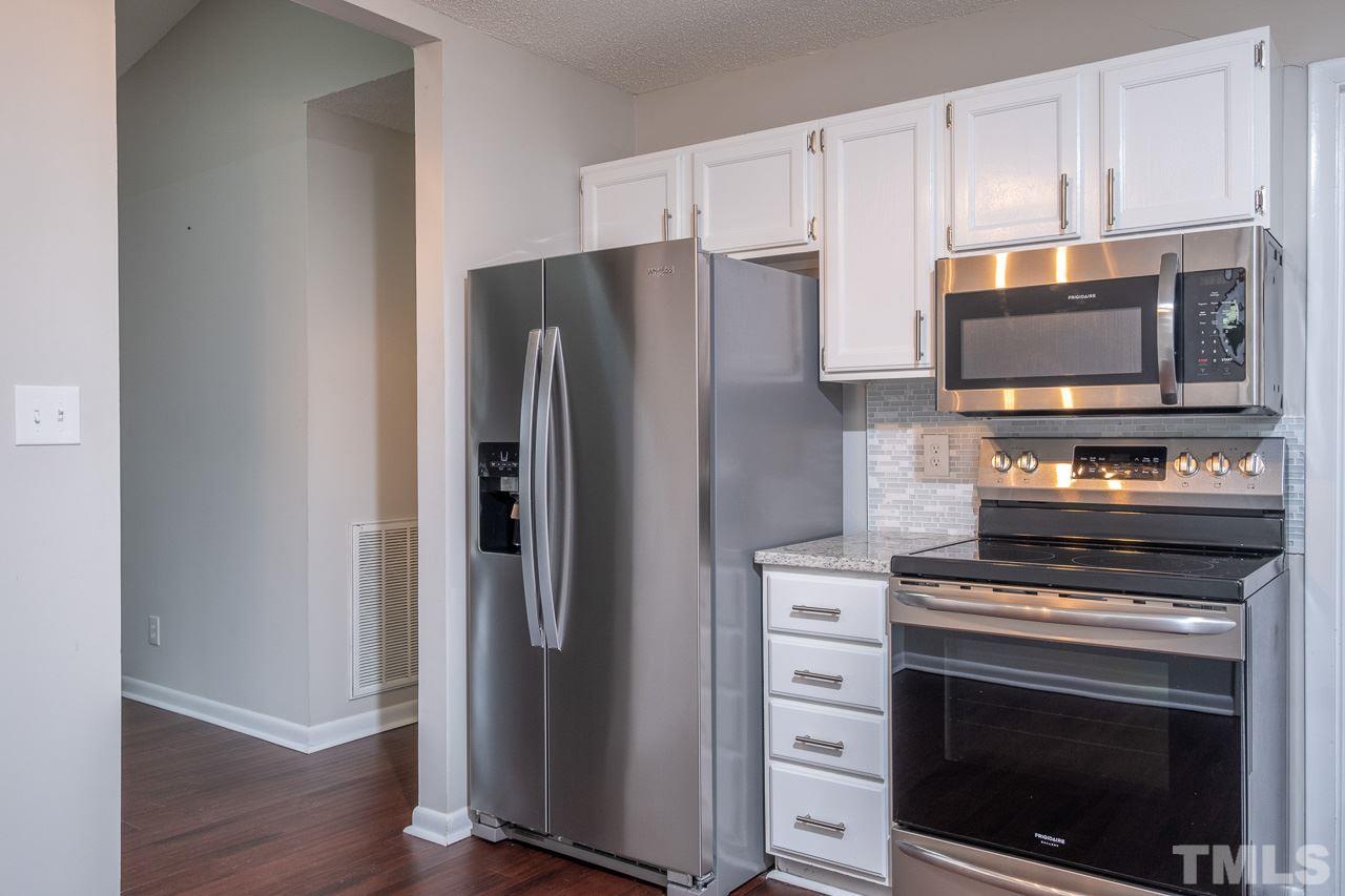5506 Middleton Road Durham, NC 27713 - Photo 4 of 26