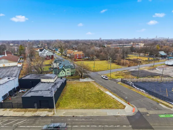 $150,000 | 4500 Michigan Avenue, Detroit, MI 48210