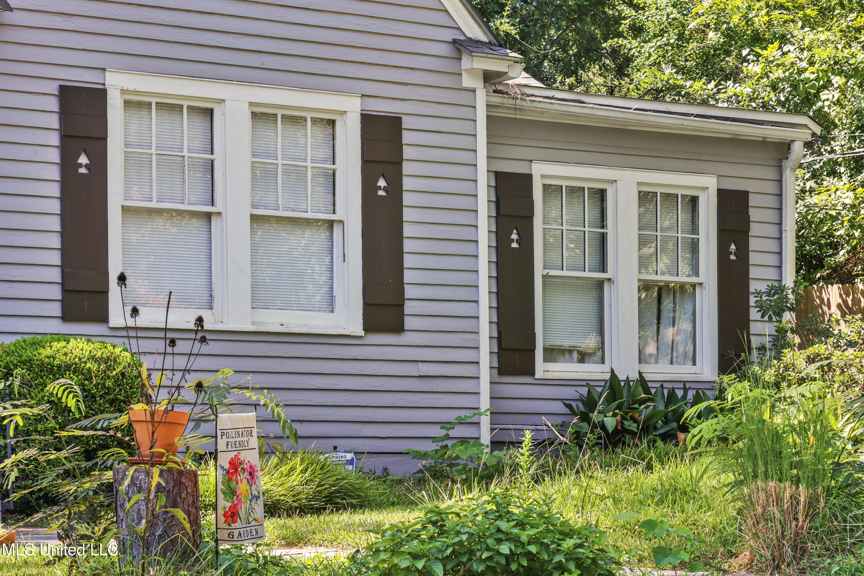 615 Mohawk Avenue Jackson, MS 39216 - Photo 3 of 28 0D0A9667