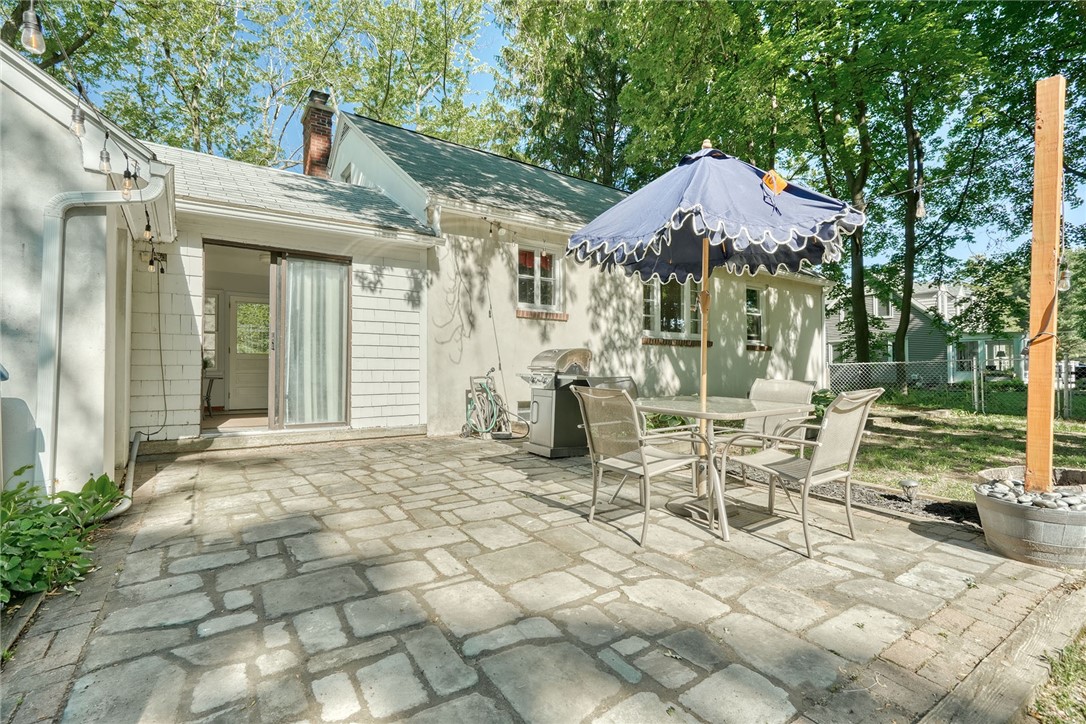 606 Bay Road Webster, NY 14580 - Photo 41 of 49 Stone patio outback