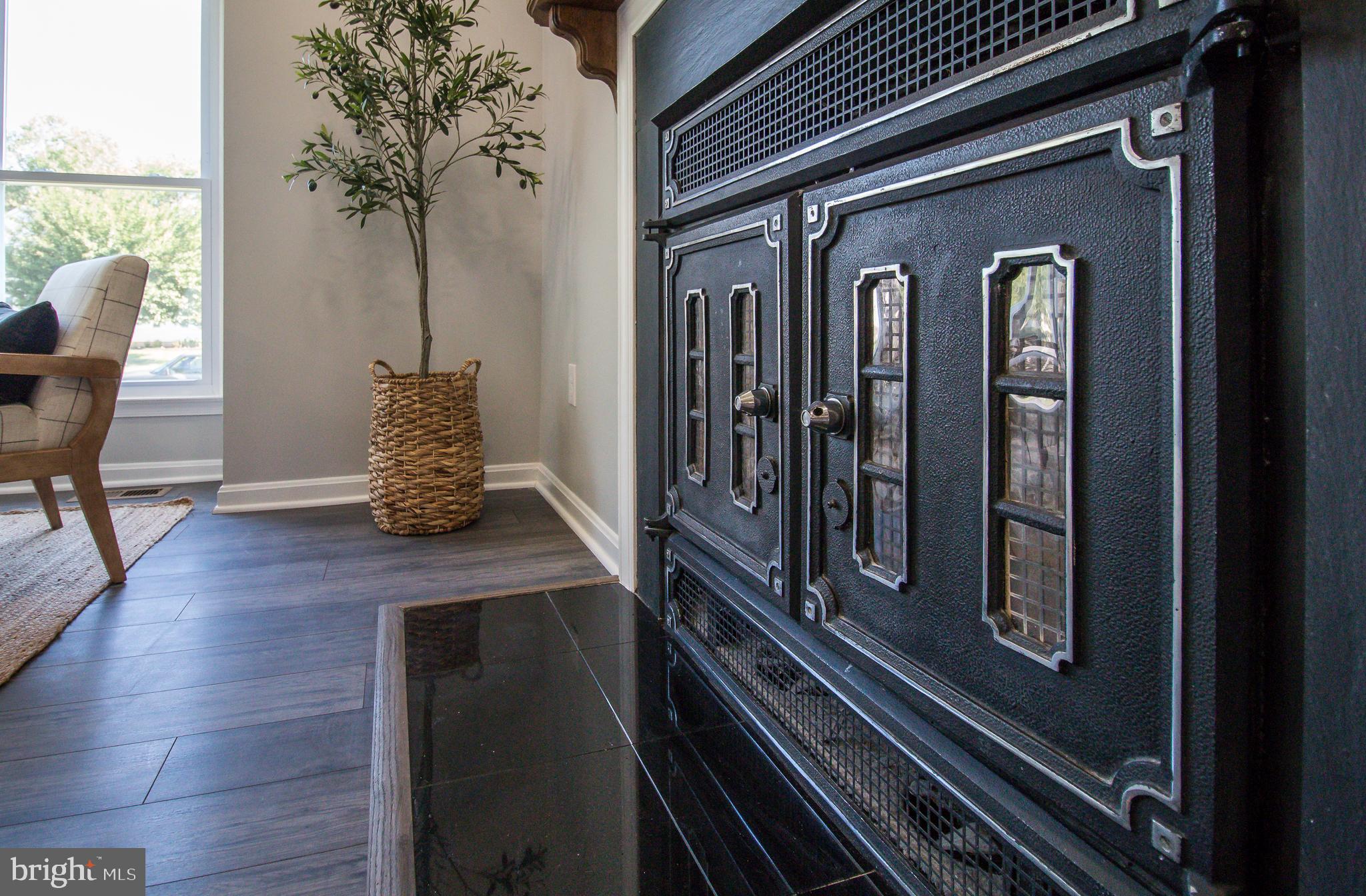 15111 Philip Lee Road Chantilly, VA 20151 - Photo 17 of 50