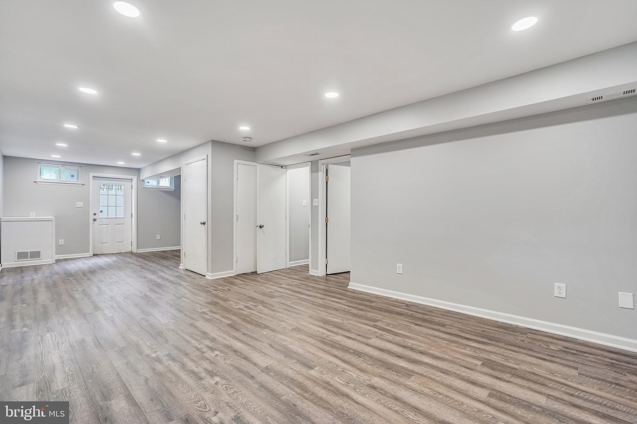 15111 Philip Lee Road Chantilly, VA 20151 - Photo 33 of 50