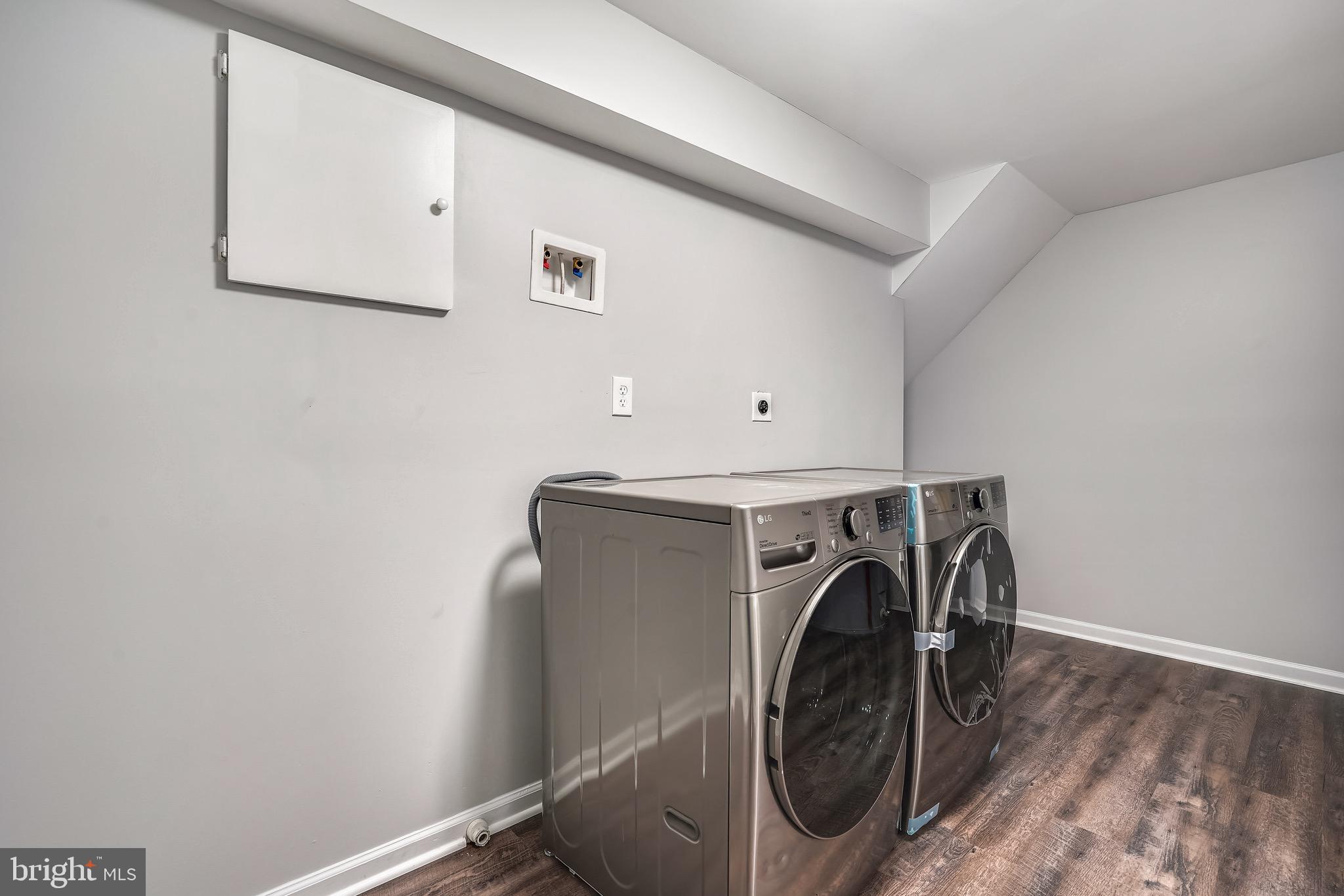 15111 Philip Lee Road Chantilly, VA 20151 - Photo 34 of 50