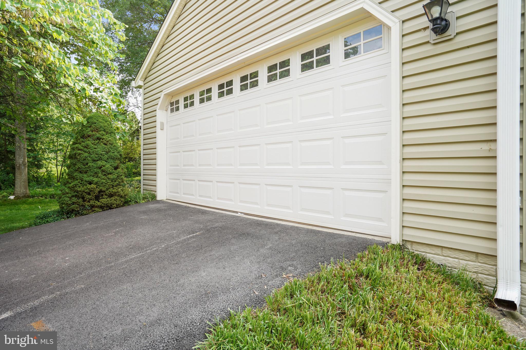 15111 Philip Lee Road Chantilly, VA 20151 - Photo 36 of 50