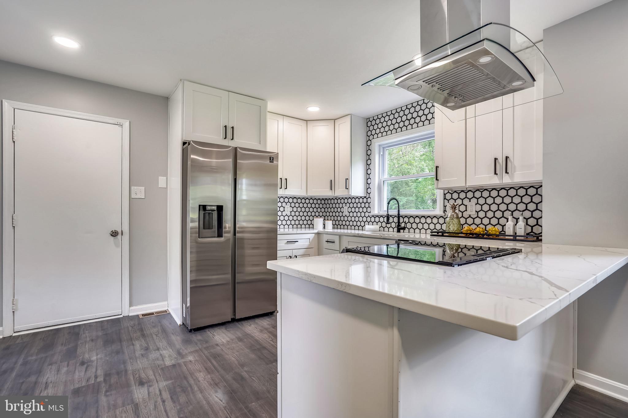 15111 Philip Lee Road Chantilly, VA 20151 - Photo 9 of 50