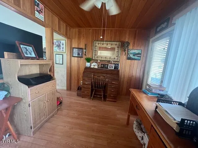 $694,000 | 121 Elisha Garland Road, Roan Mountain, TN 37687