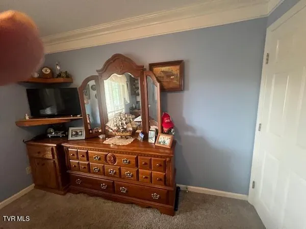 $694,000 | 121 Elisha Garland Road, Roan Mountain, TN 37687