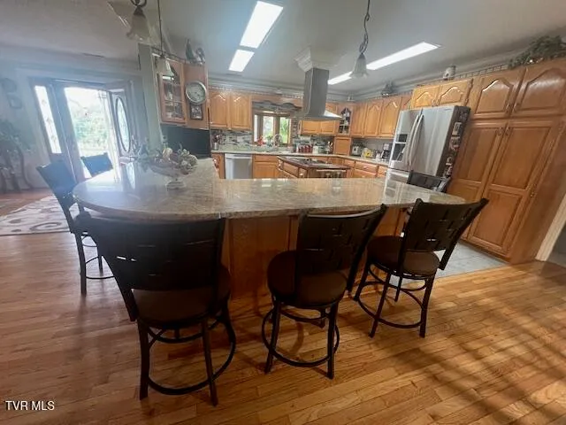 $694,000 | 121 Elisha Garland Road, Roan Mountain, TN 37687