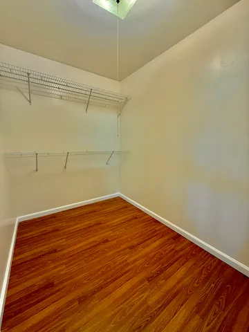 $389,900 | 9416 Meadow Lane, Des Plaines, IL 60016