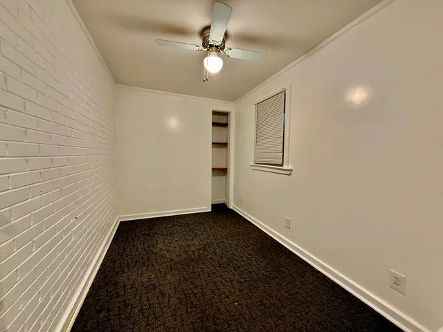 $389,900 | 9416 Meadow Lane, Des Plaines, IL 60016