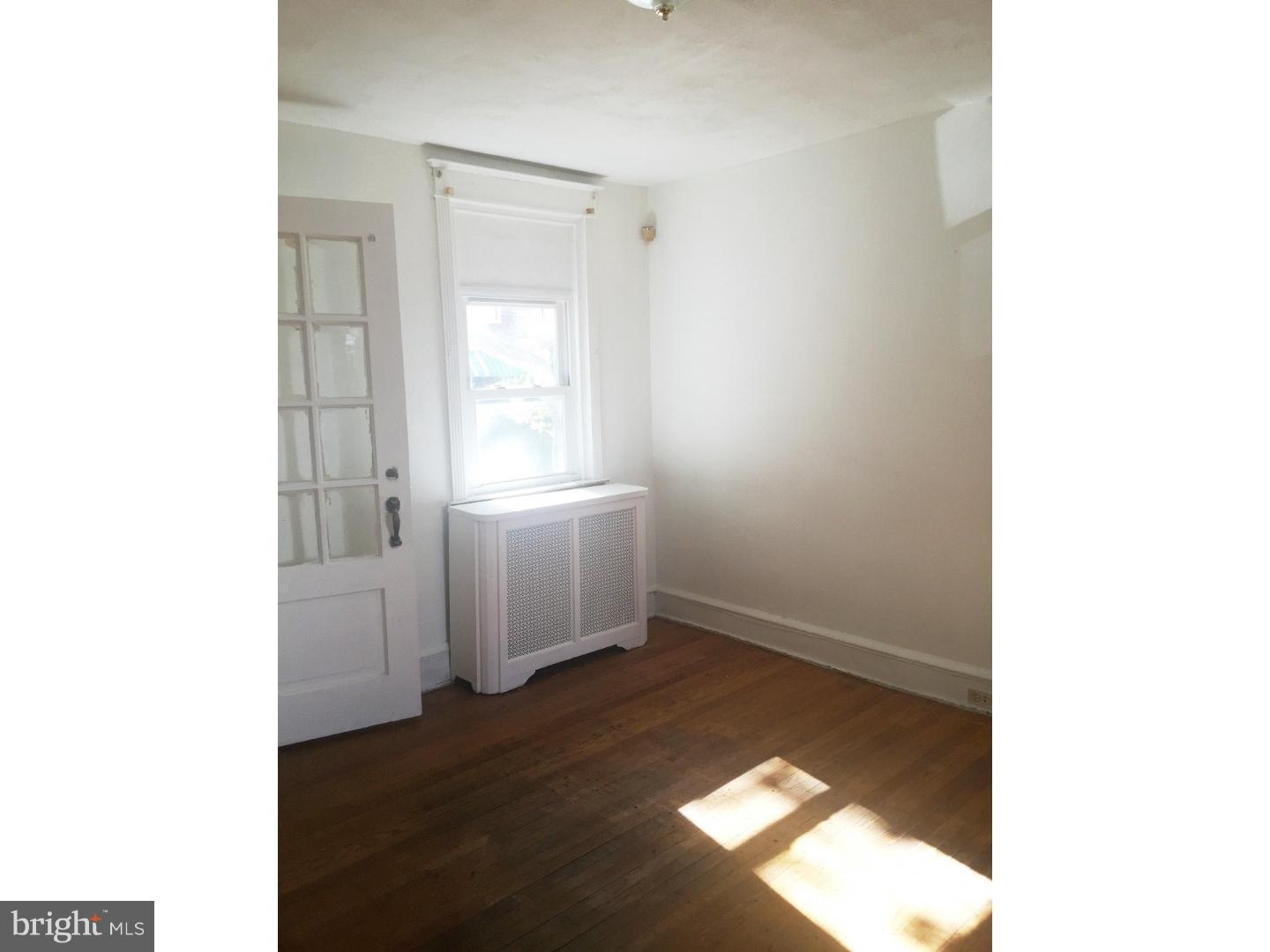 1011 Edgemore Road Philadelphia, PA 19151 - Photo 2 of 12 Gallery Image 2
