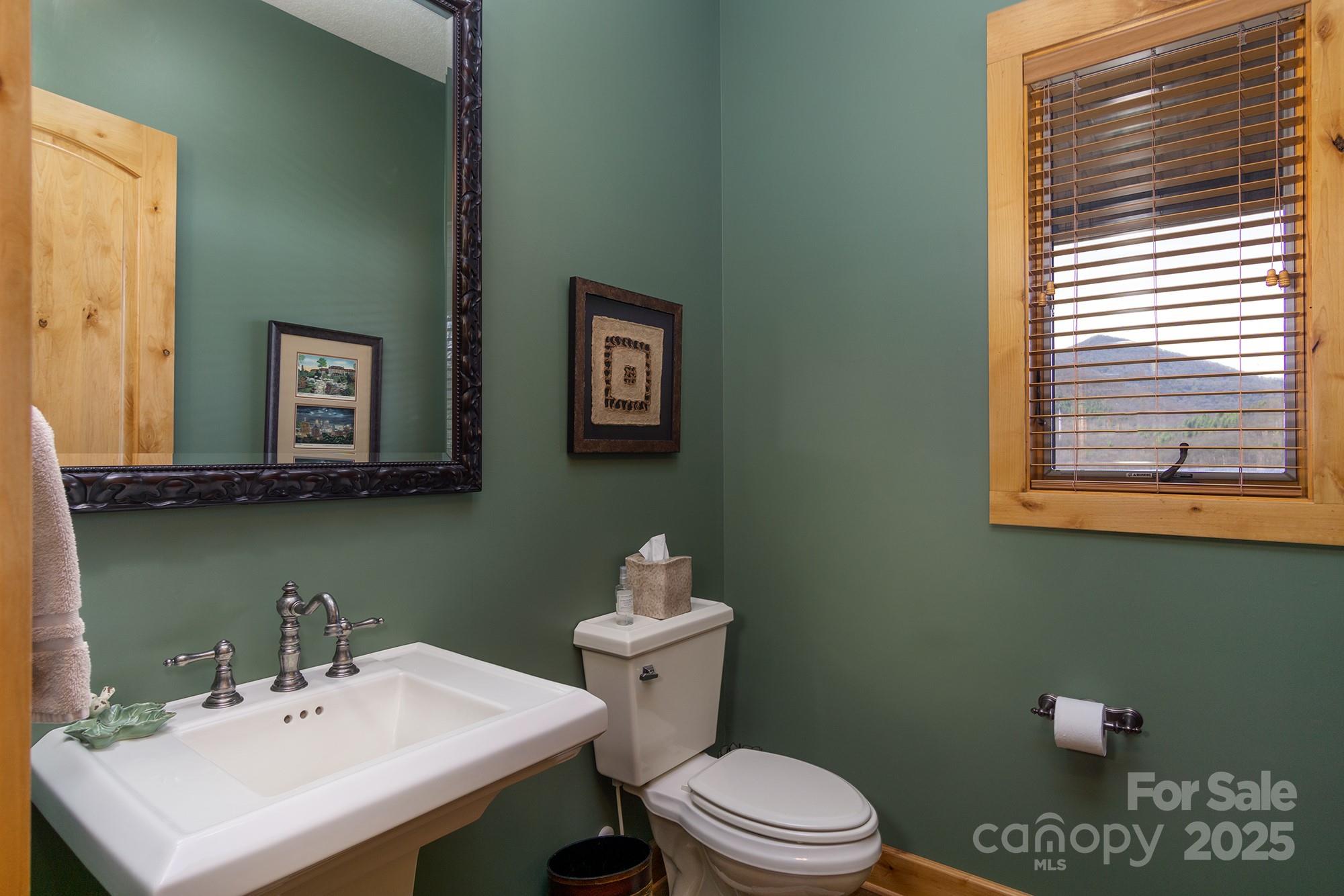 596 North Ridgerunner Road Burnsville, NC 28714 - Photo 15 of 47