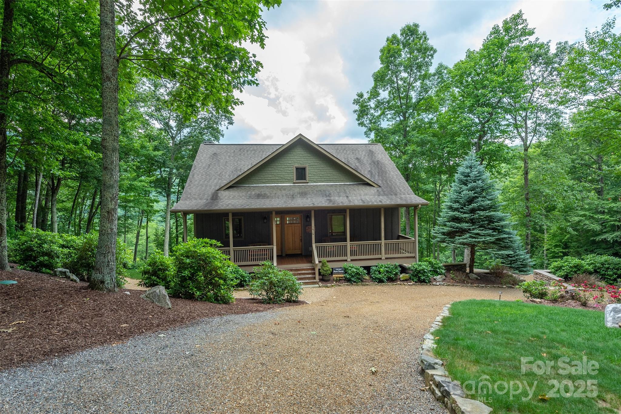 596 North Ridgerunner Road Burnsville, NC 28714 - Photo 5 of 47