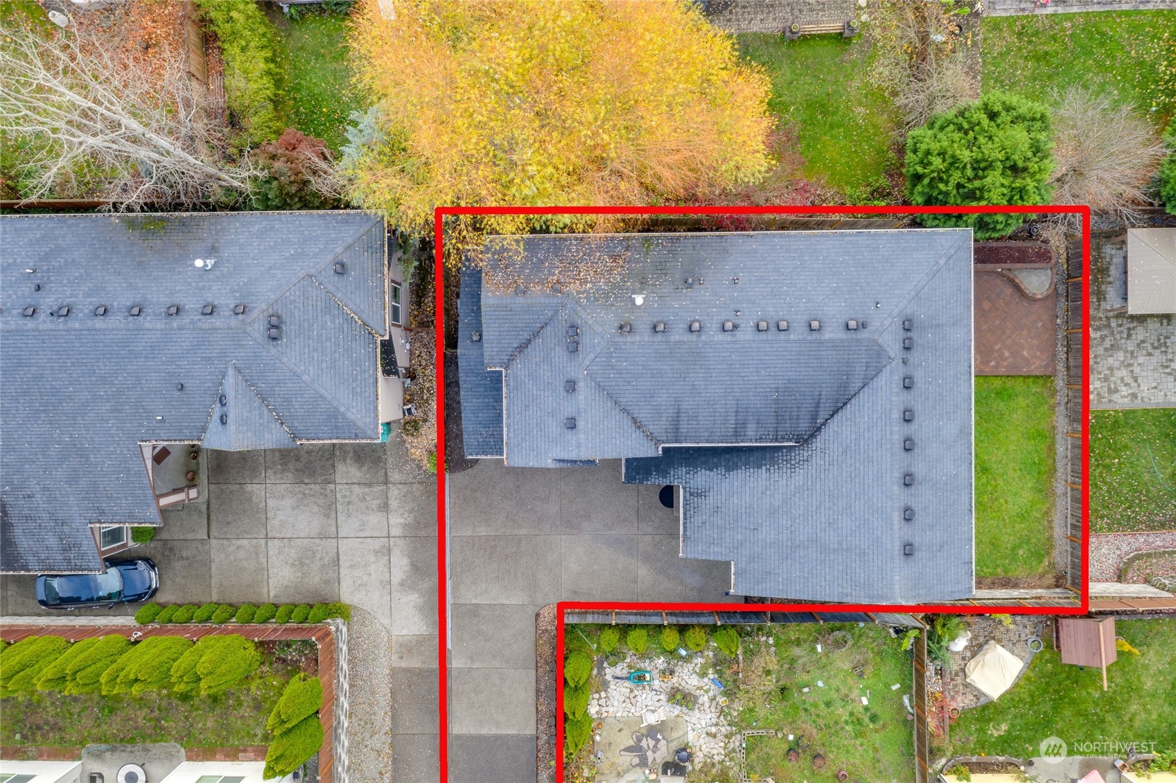 4022 222nd Place Southeast Bothell, WA 98021 - Photo 38 of 40 an aerial view of a houses and car parked