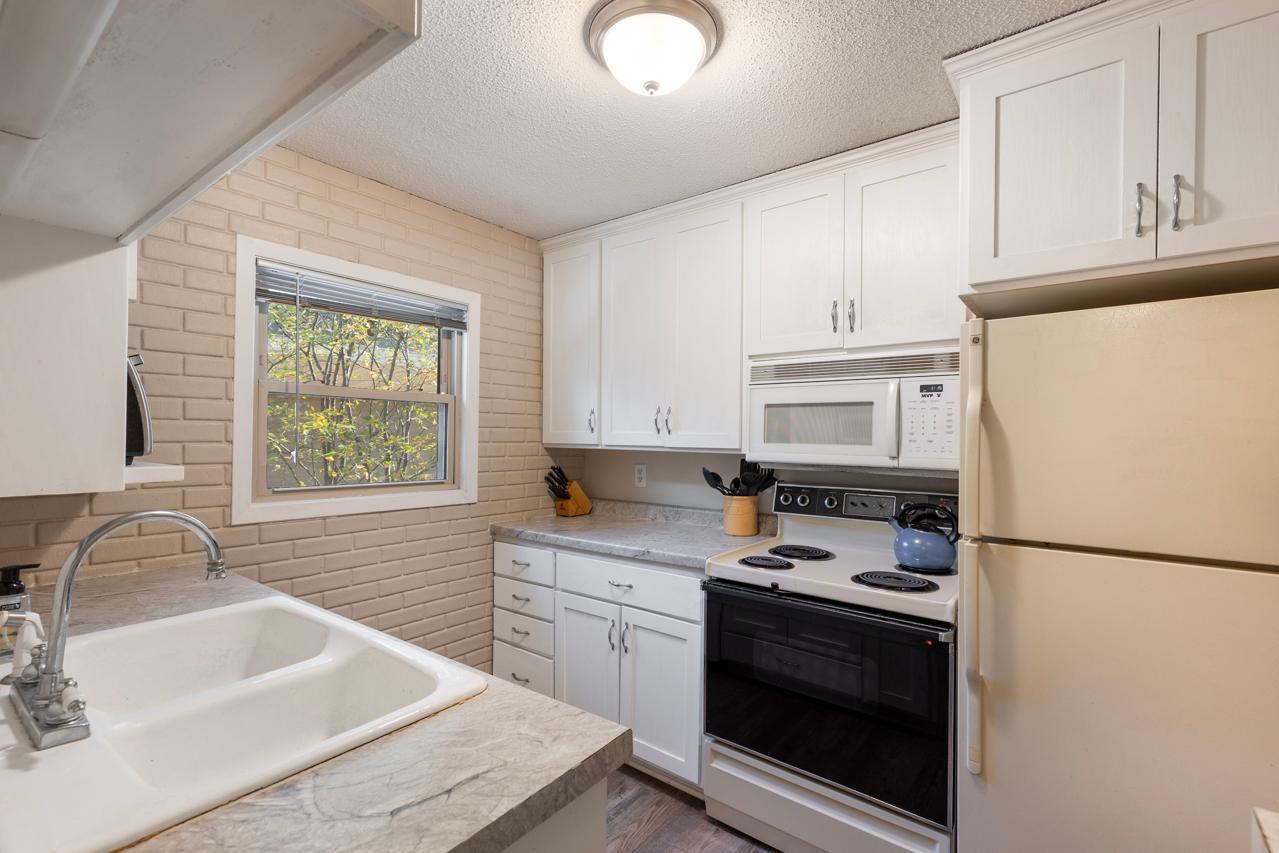 110282 Village Road Chaska, MN 55318 - Photo 1 of 20