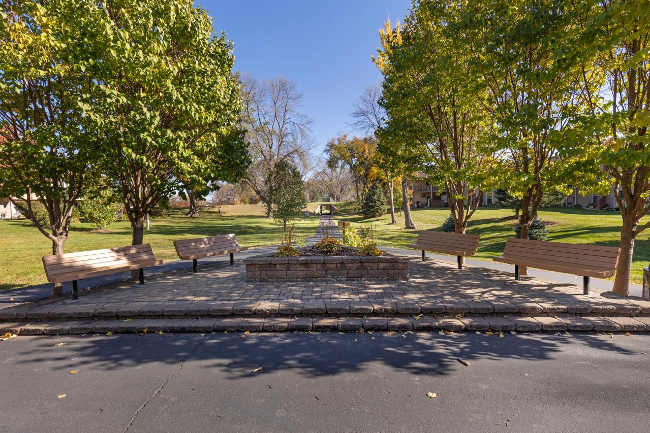 110282 Village Road Chaska, MN 55318 - Photo 19 of 20