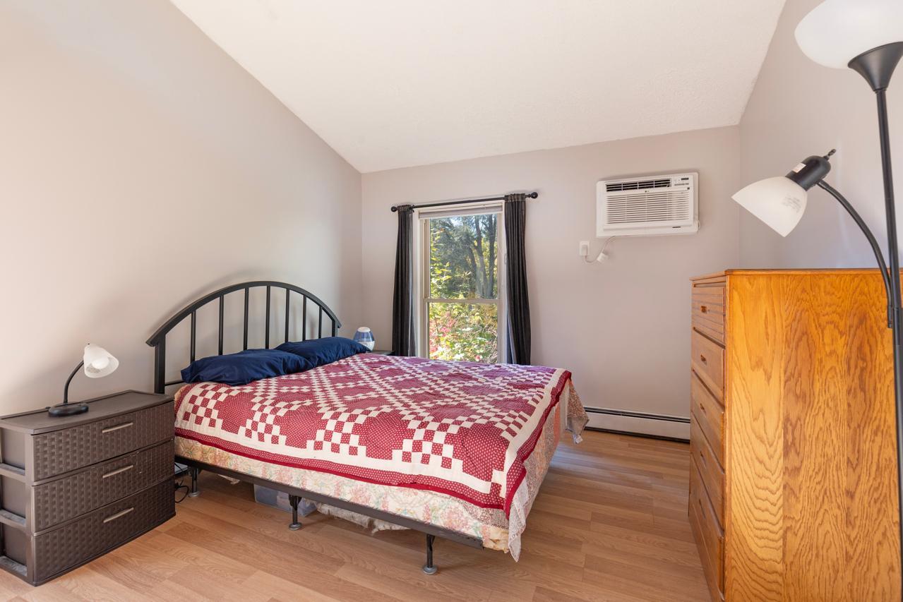 110282 Village Road Chaska, MN 55318 - Photo 9 of 20