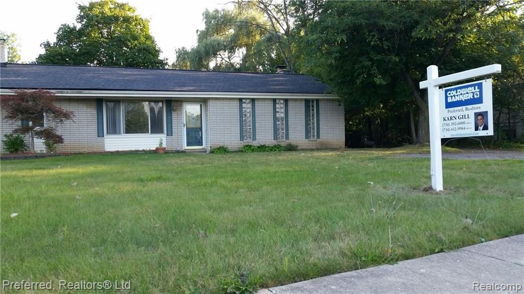 31869 West 13 Mile Road Farmington Hills, MI 48334 - Photo 1 of 12