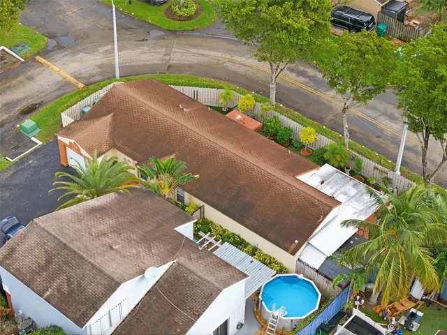 $499,999 | 8300 Northwest 193rd Lane, Hialeah, FL 33015