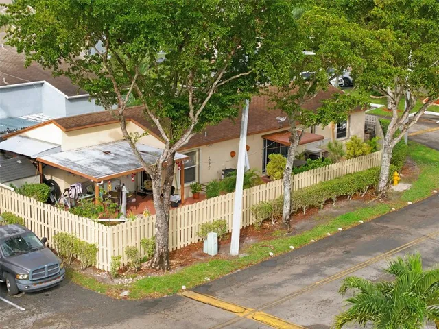 $499,999 | 8300 Northwest 193rd Lane, Hialeah, FL 33015