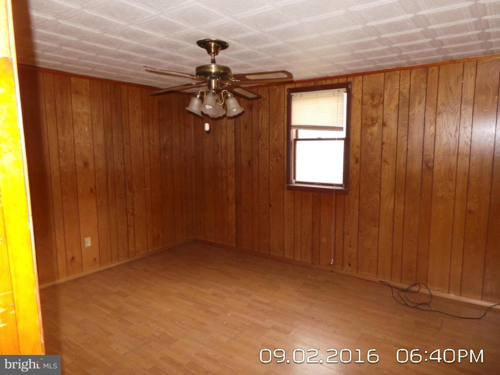 18924 High Street Barton, MD 21521 - Photo 4 of 21 Dining Room