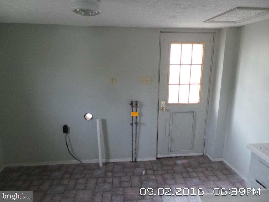 18924 High Street Barton, MD 21521 - Photo 8 of 21 Bath