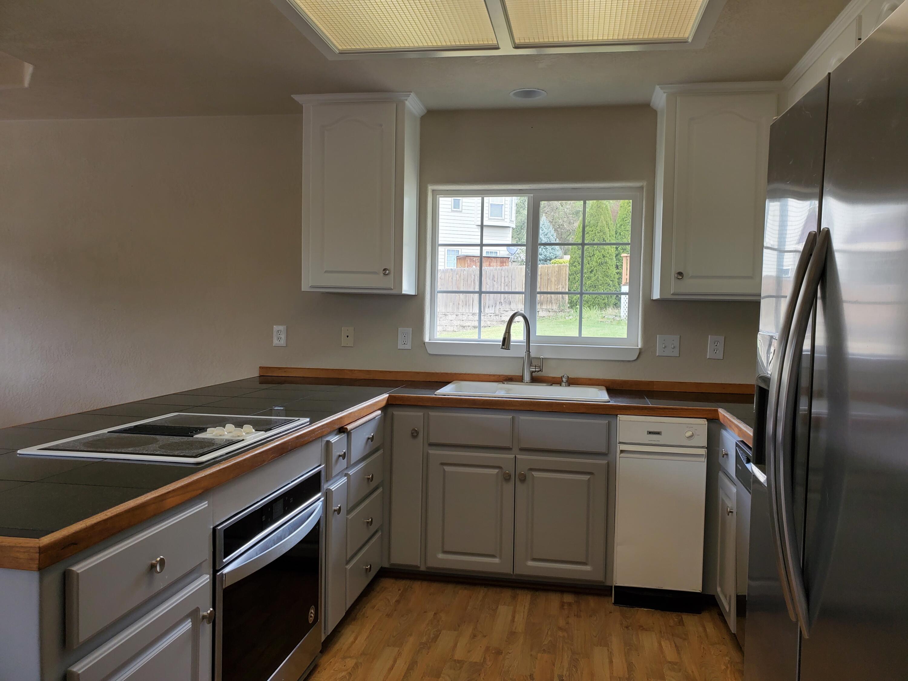 113 Cedar Ridge Terrace Rogue River, OR 97537 - Photo 10 of 39 20210425_133435