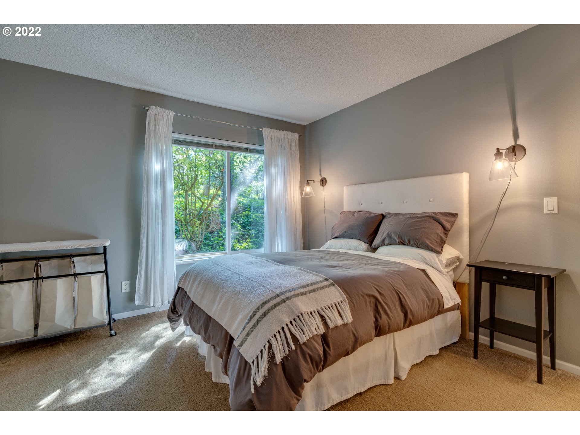 7700 Southwest Barnes Road, Unit D Portland, OR 97225 - Photo 13 of 32 Gallery Image 13