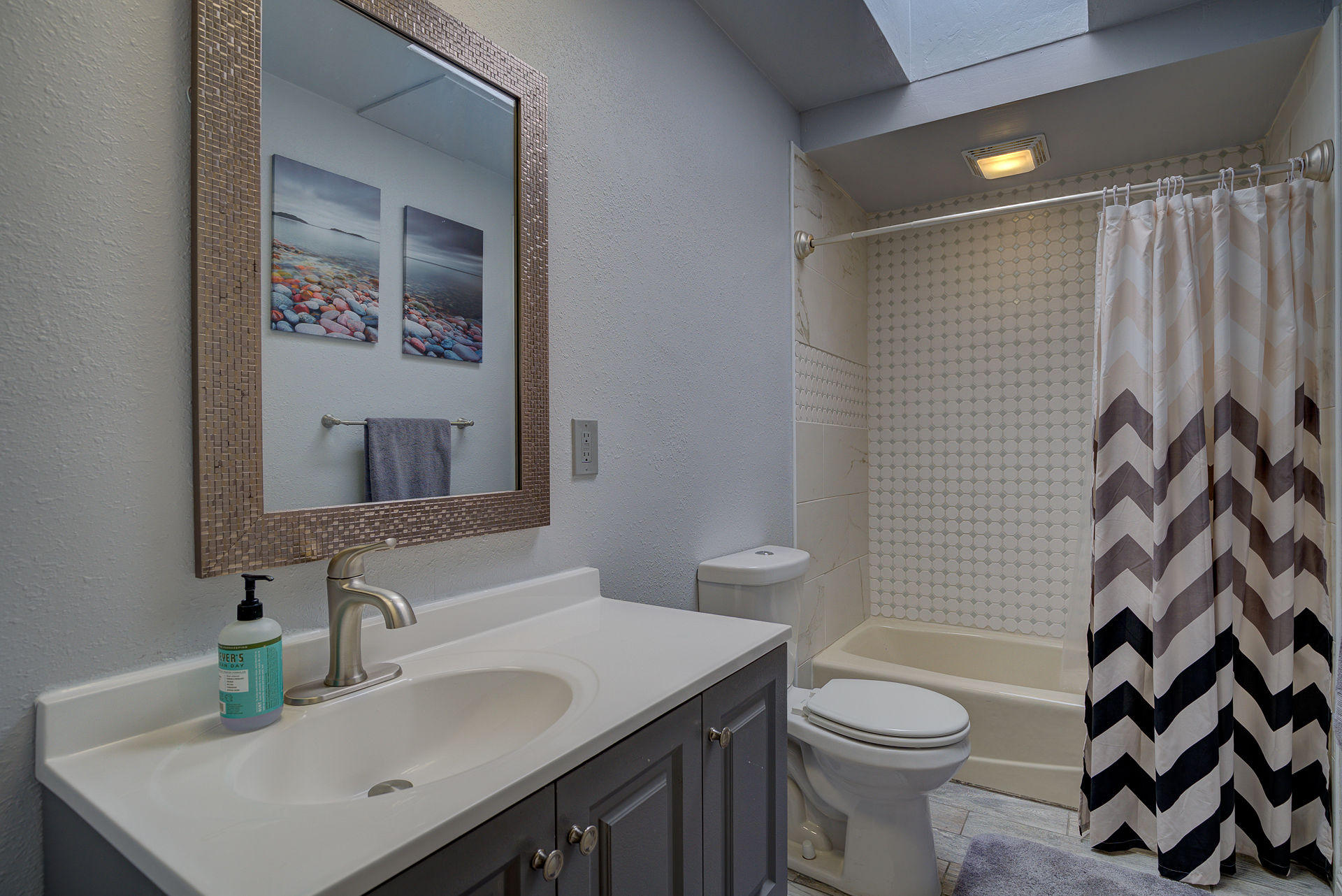 12814 Williamson Road Redding, CA 96003 - Photo 11 of 39 a bathroom with a sink toilet and shower