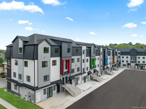 $1,200,000 | 15 Ridge Avenue, Unit 102, Spring Valley, NY 10977