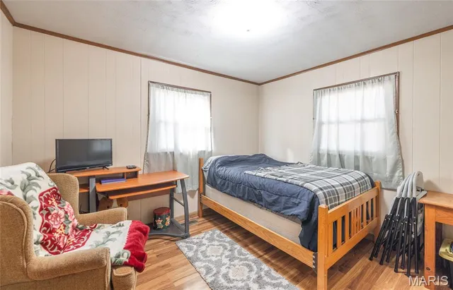 $295,000 | 1740 Brier Creek Road, Harrisburg, IL 62946