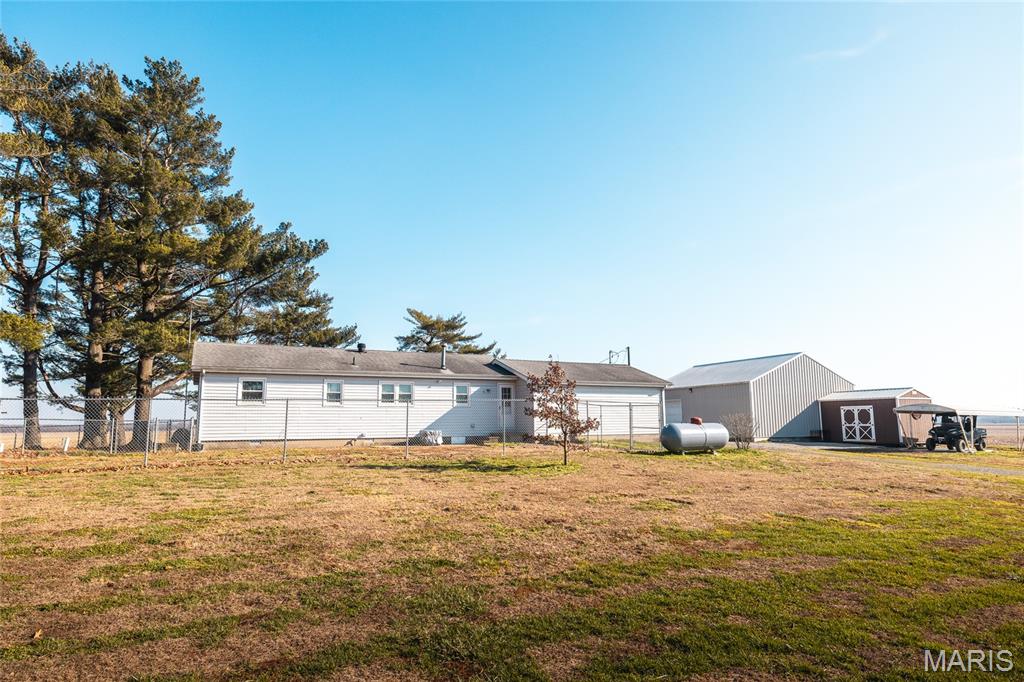 1740 Brier Creek Road Harrisburg, IL 62946 - Photo 27 of 52