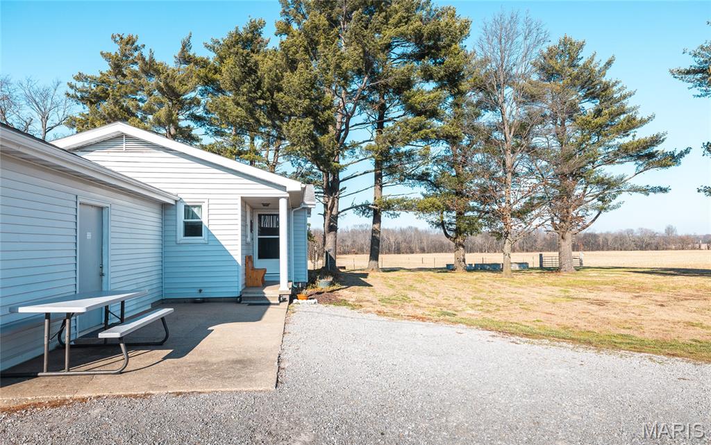 1740 Brier Creek Road Harrisburg, IL 62946 - Photo 28 of 52