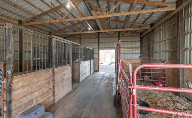 $295,000 | 1740 Brier Creek Road, Harrisburg, IL 62946