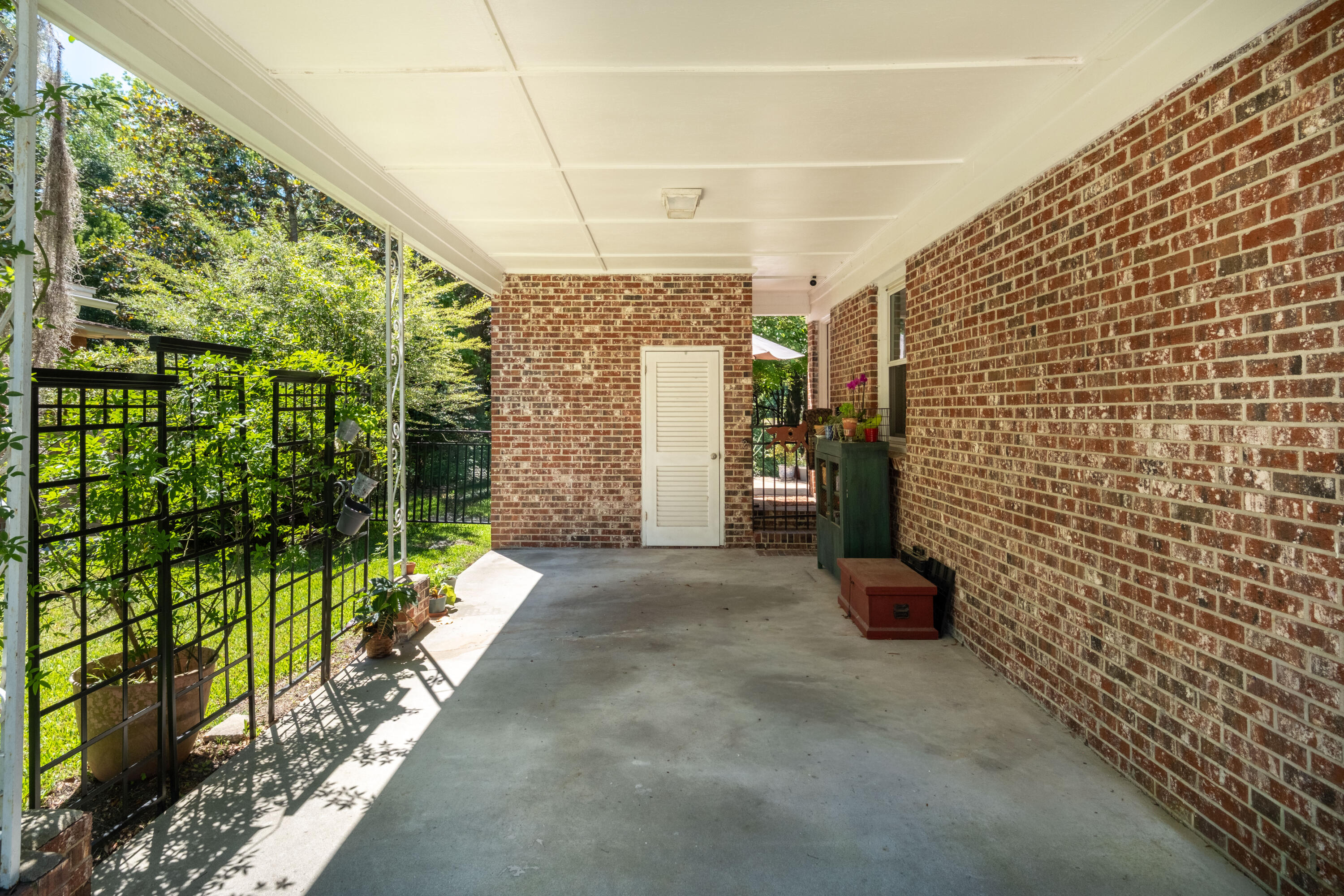 1787 Markham Road Charleston, SC 29414 - Photo 20 of 31 One-car Carport