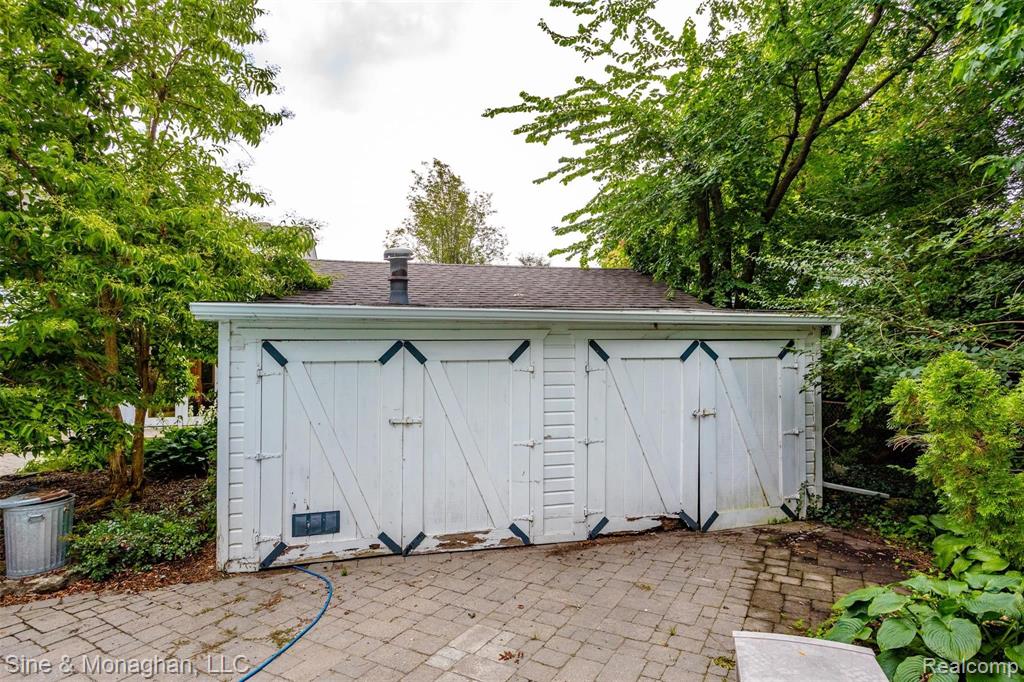 653 Middlesex Road Grosse Pointe Park, MI 48230 - Photo 45 of 54